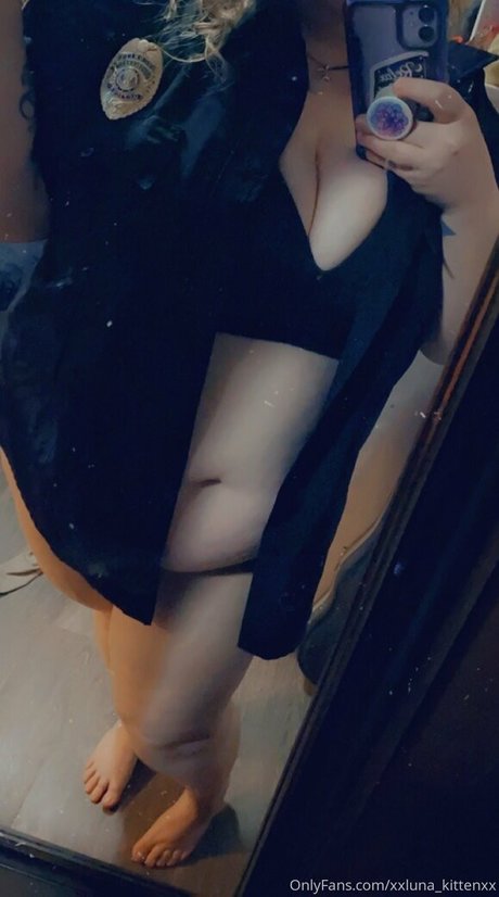 xxluna kittenxx naked model img