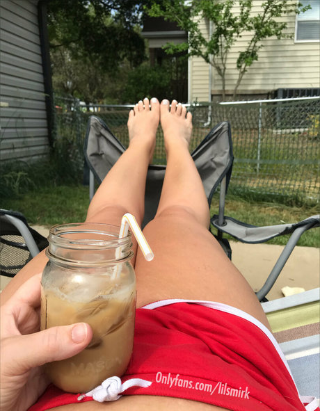 lilsmirk model art images