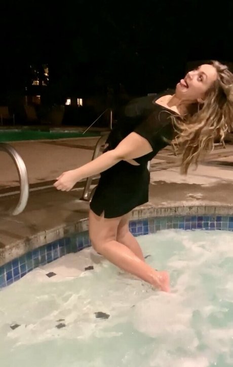 mama cabbage vip naked star galleries