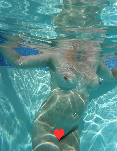 wet naughty kitty model sex pics