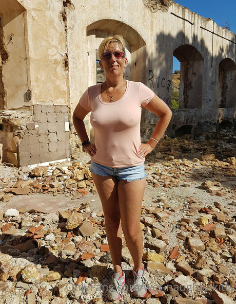 wet naughty kitty high quality star archive