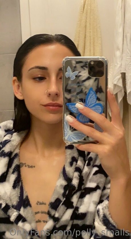 polly smalls beautiful actress picture