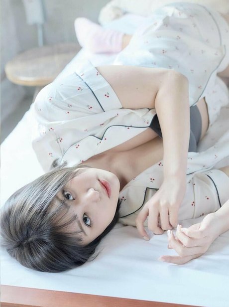 WomenJoshi star nice photo