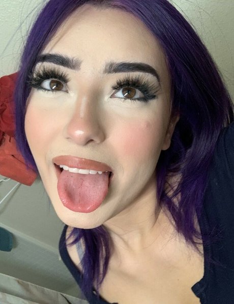 emptycupcakee nice actress photos