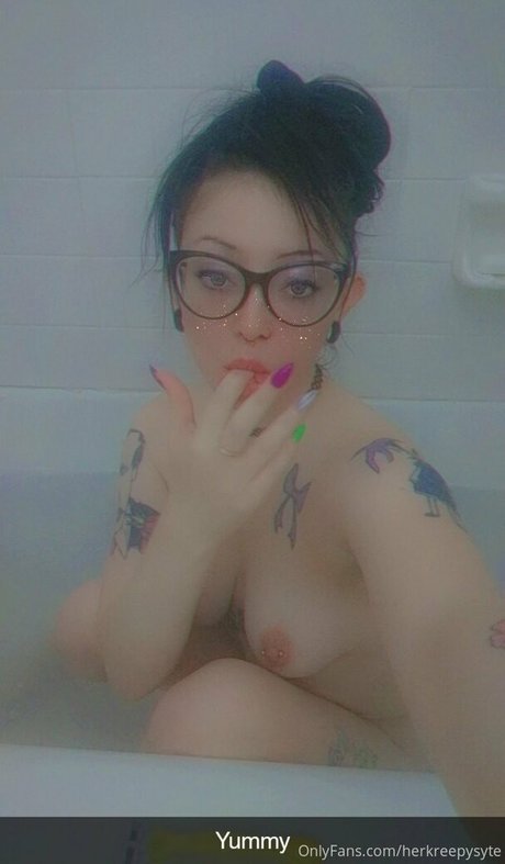 herkreepysyte beautiful pornstar photos