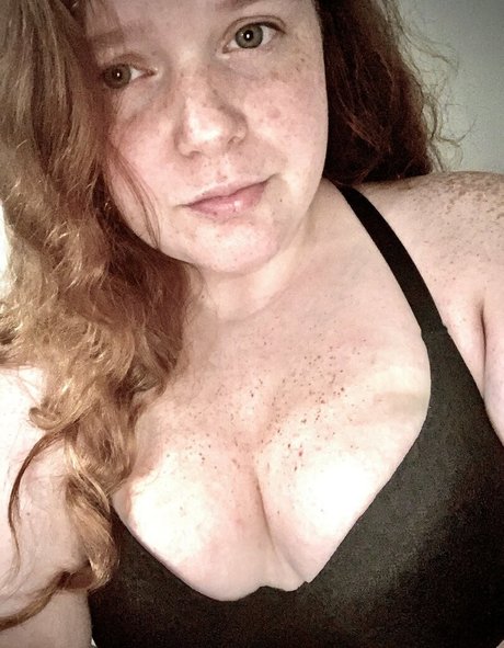 peachyly star nudes pics