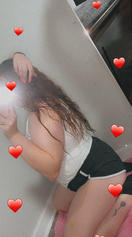 peachyly sex actress photo