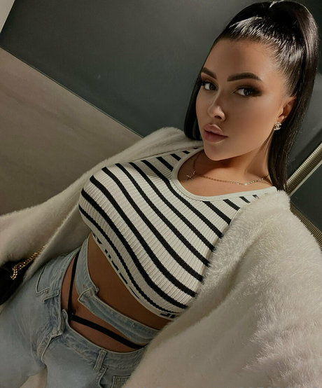 alina sexyy exclusive star img