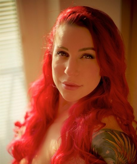 larraphoenix model pretty galleries