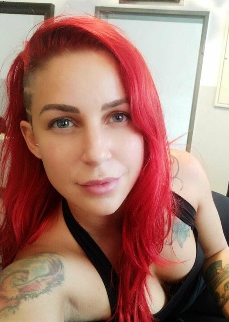 larraphoenix perfect star galleries