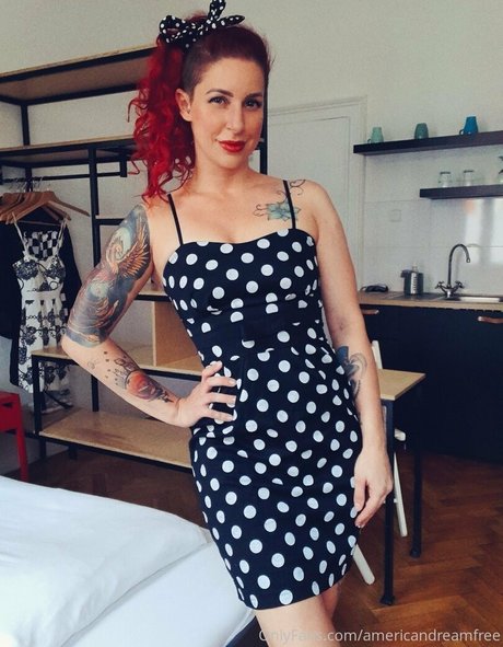 larraphoenix thumbnail