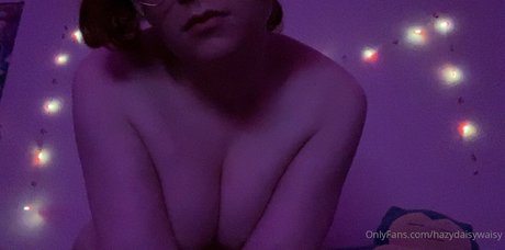 hazydaisywaisy sex actress img