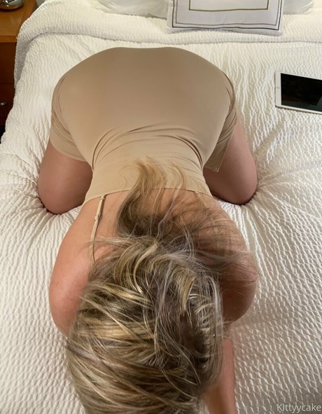 kittyycakee profile pic