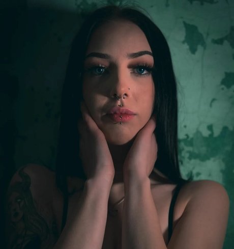 Jensteviexo model exclusive photos