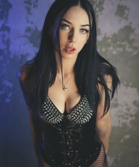 Jensteviexo pretty actress images