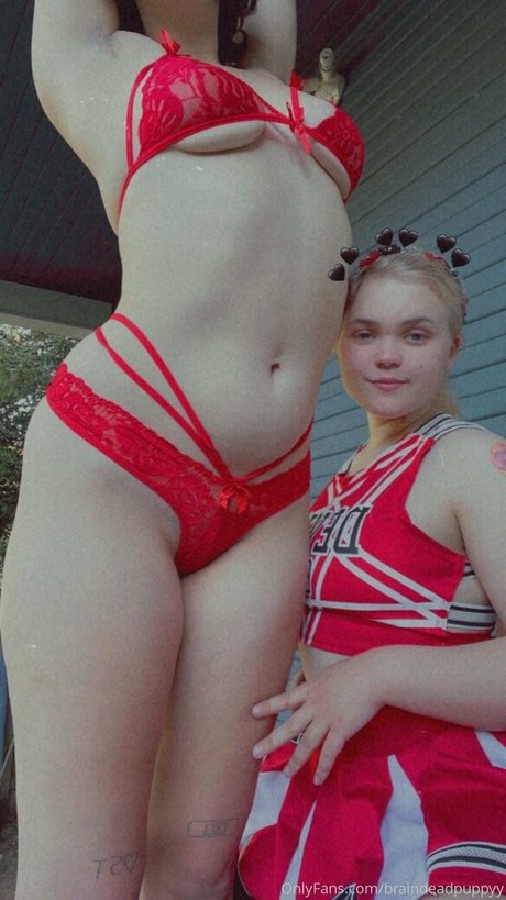 cl0wnpwuppy star sex photo