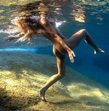 Dominiki Drakopoulou star sexy gallery