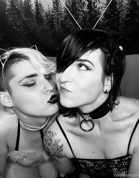 tskaelamoon pretty star photos