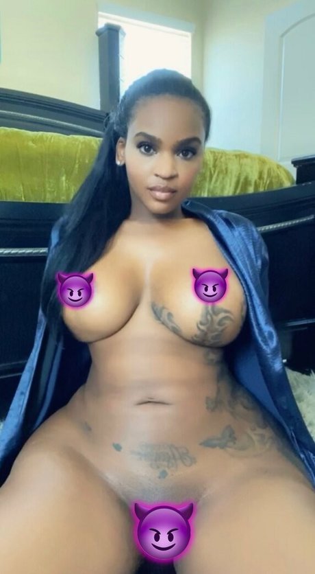 msdamnfree erotic star img