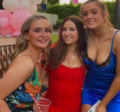 Aiobhin xxx pornstar photos