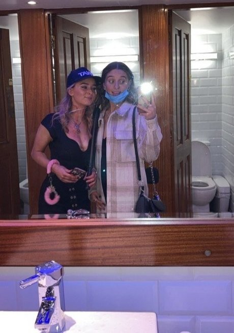 Aiobhin art star img