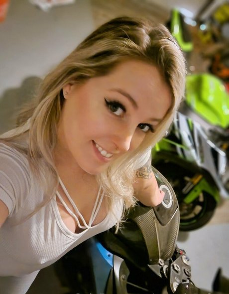 rosevixenfree hot pornstar gallery