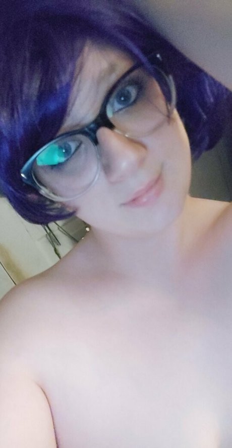 aezlealilleafree hd star image