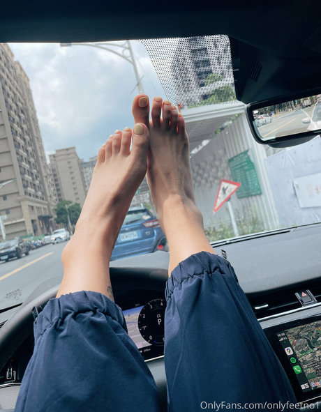 onlyfeetno1 nudes model gallery