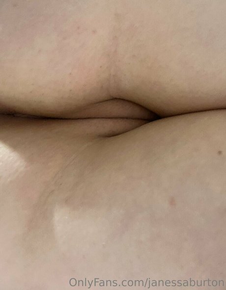 janessaburton star exclusive pics