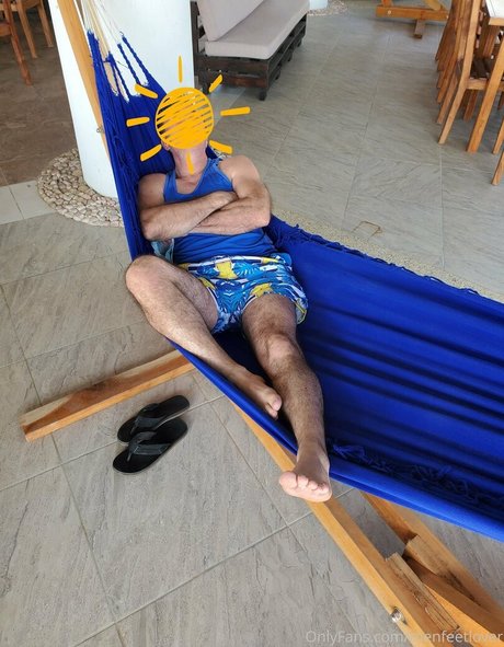 menfeetlover nude pornstar pictures