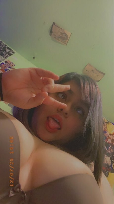 ahegaokiri model pornographic photo