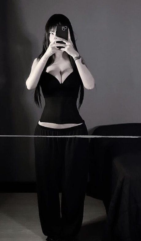 ninfkya model sexy archive