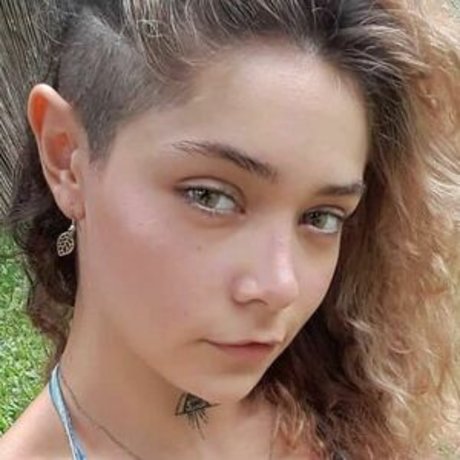 Belen Prietto exclusive star photo