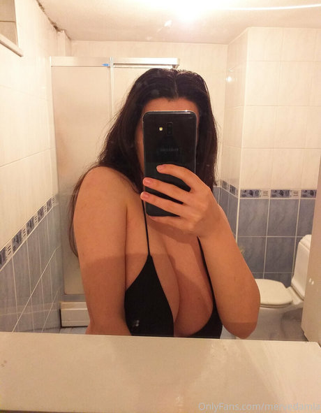 naturabody pretty pornstar pictures