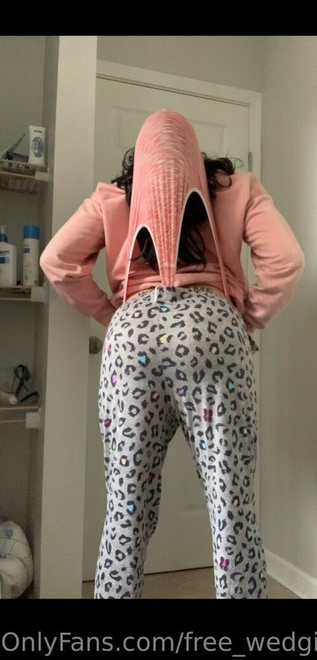 free wedgies nice model pics