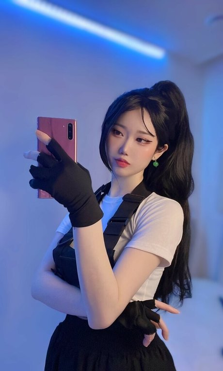 imeva model porn photo