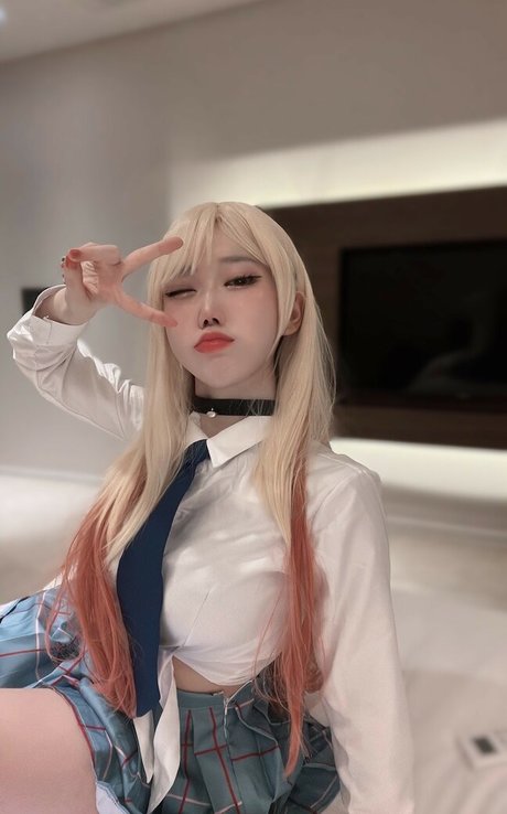 imeva model naked pictures