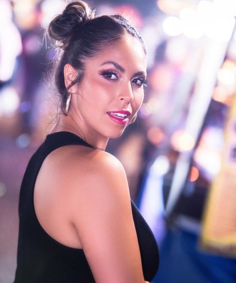 Gigi Saul Guerrero exclusive star image