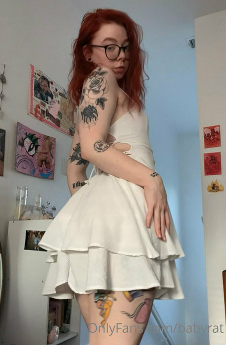 babyrat model nice photo