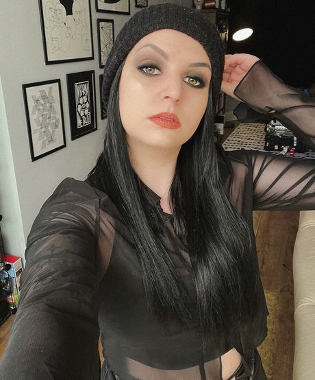 Emma Blackery star xxx picture