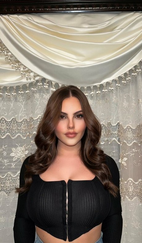 Nicole O pornographic model galleries