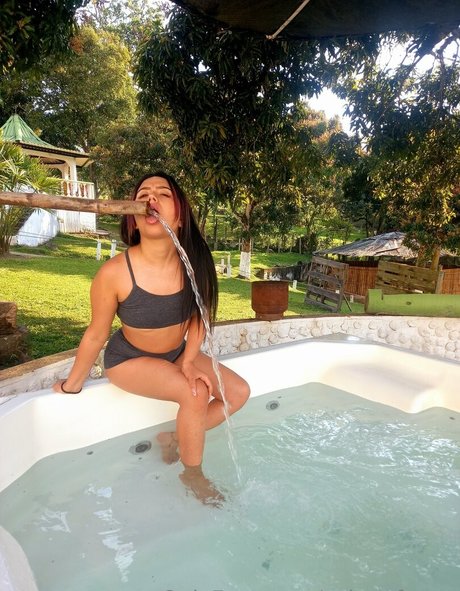 selenafuego thumbnail