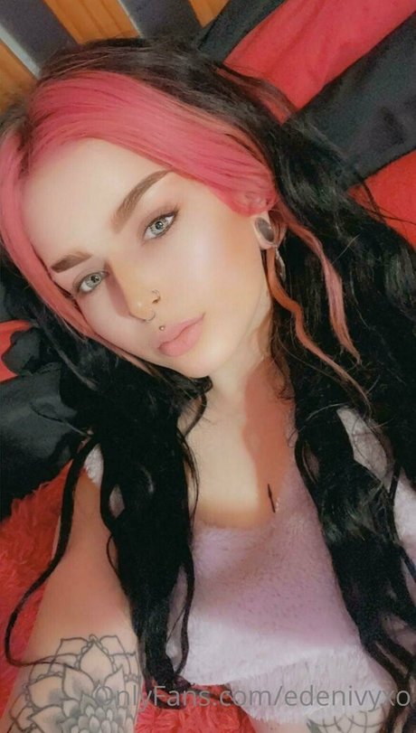 edenxivy model erotic images