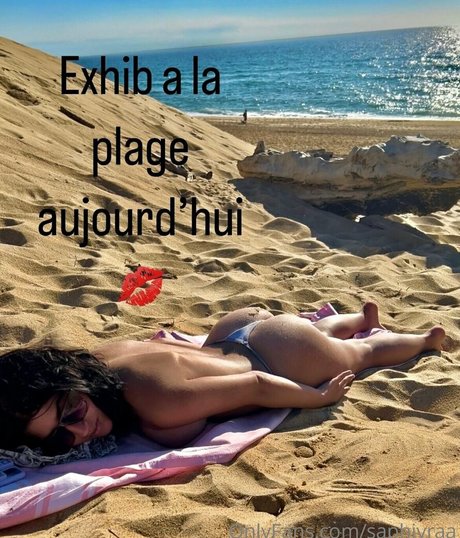 saphiyraa model picture