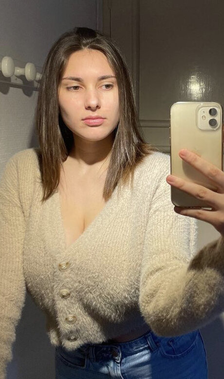 Clarisse Dupont sexy pornstar pics