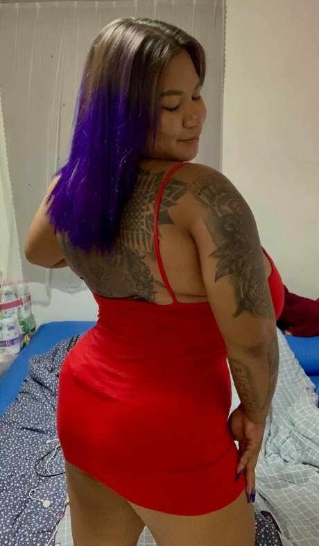 SaRa Chubby adult star gallery