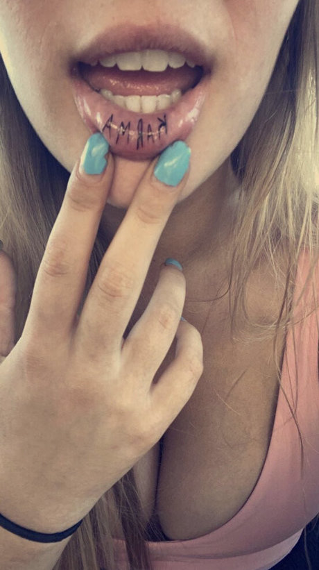 skinny blonde onlyfans best pictures