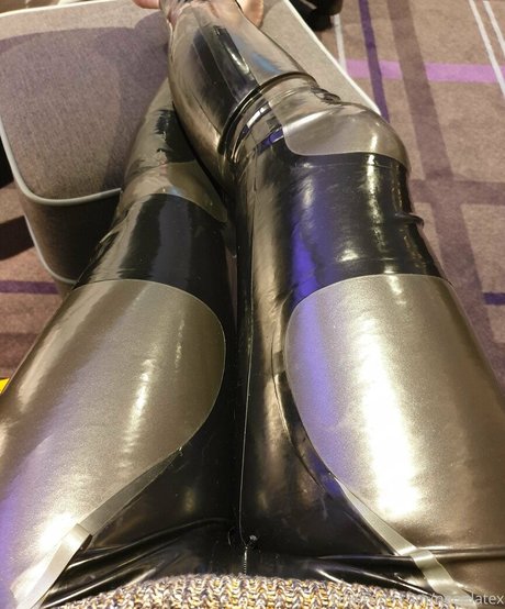 neonlatex pornstar hot img