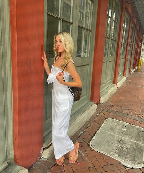 Jenna Davis art star galleries