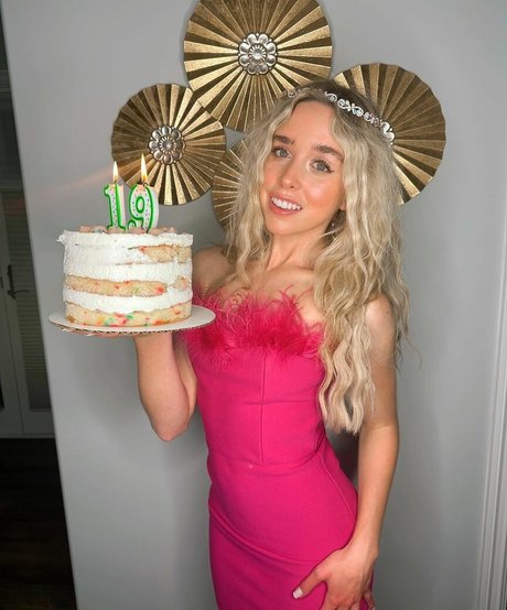 Jenna Davis exclusive star img